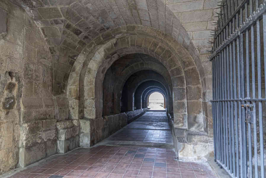 Zaragoza - Sos del Rey Católico 15.jpg